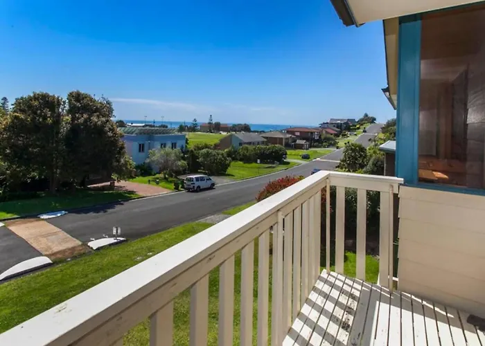 Viewtiful Unit - Stay 3 Nights Only Pay For 2!