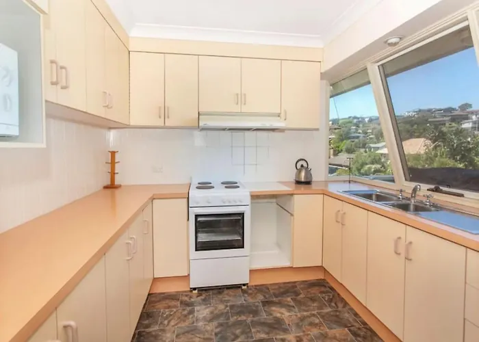 Viewtiful Unit - Stay 3 Nights Only Pay For 2!